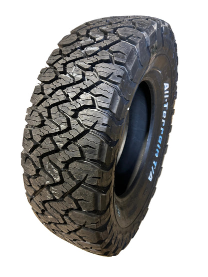 BFGOODRICH ALL TERRAIN T/A KO3 RWL LT 265 70 17 112/109S 6PLY TIRE 59614