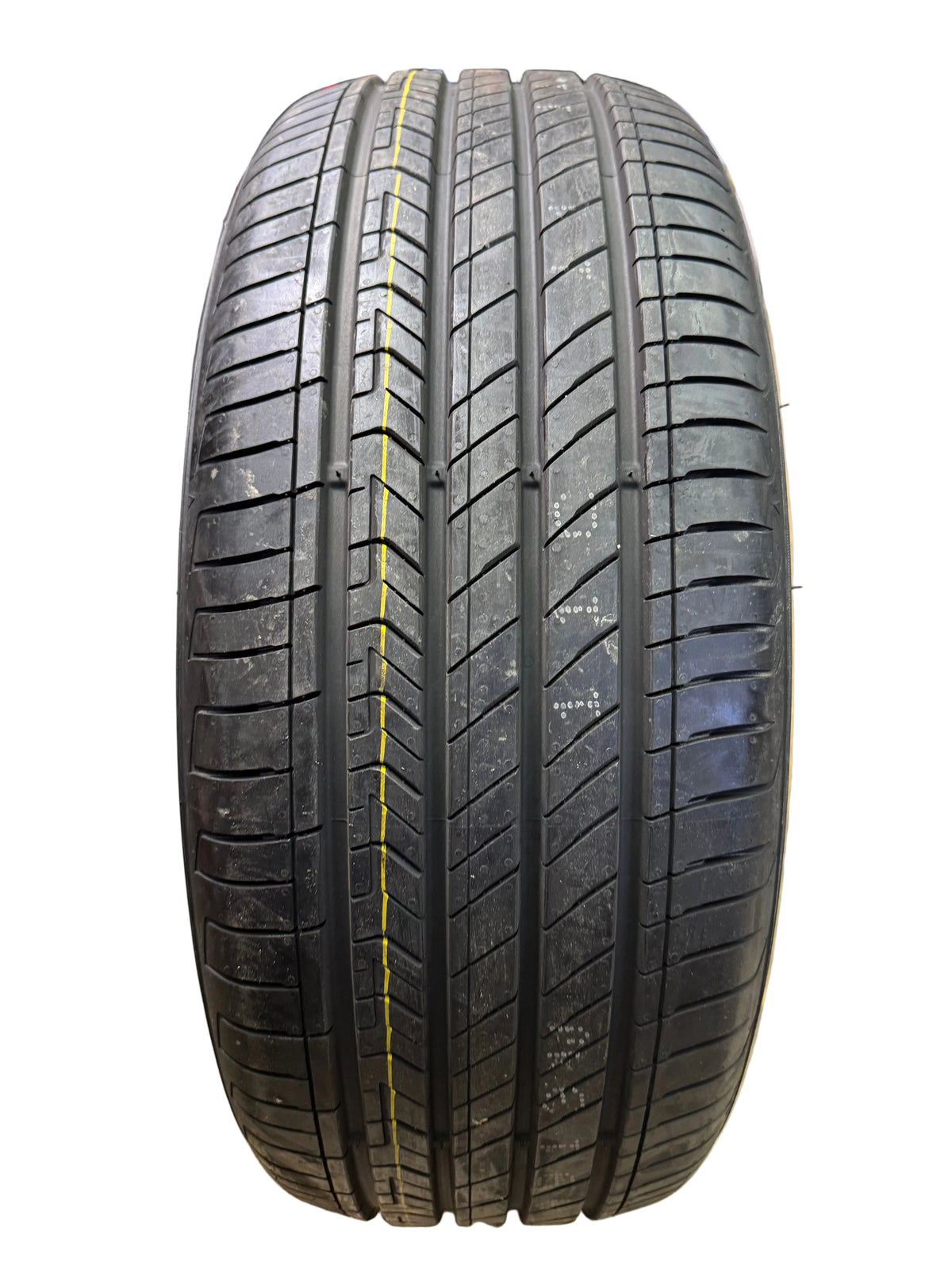 KUMHO MAJESTY 9 SOLUS TA91 BSW P 225 50R 18 95W ALL SEASON TIRE 2229733