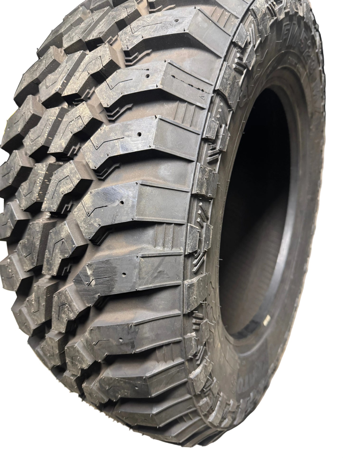 KPATOS FM523 M/T BSW LT 33 12.5 18 118Q 10PLY MUD TERRAIN TIRE 0305H