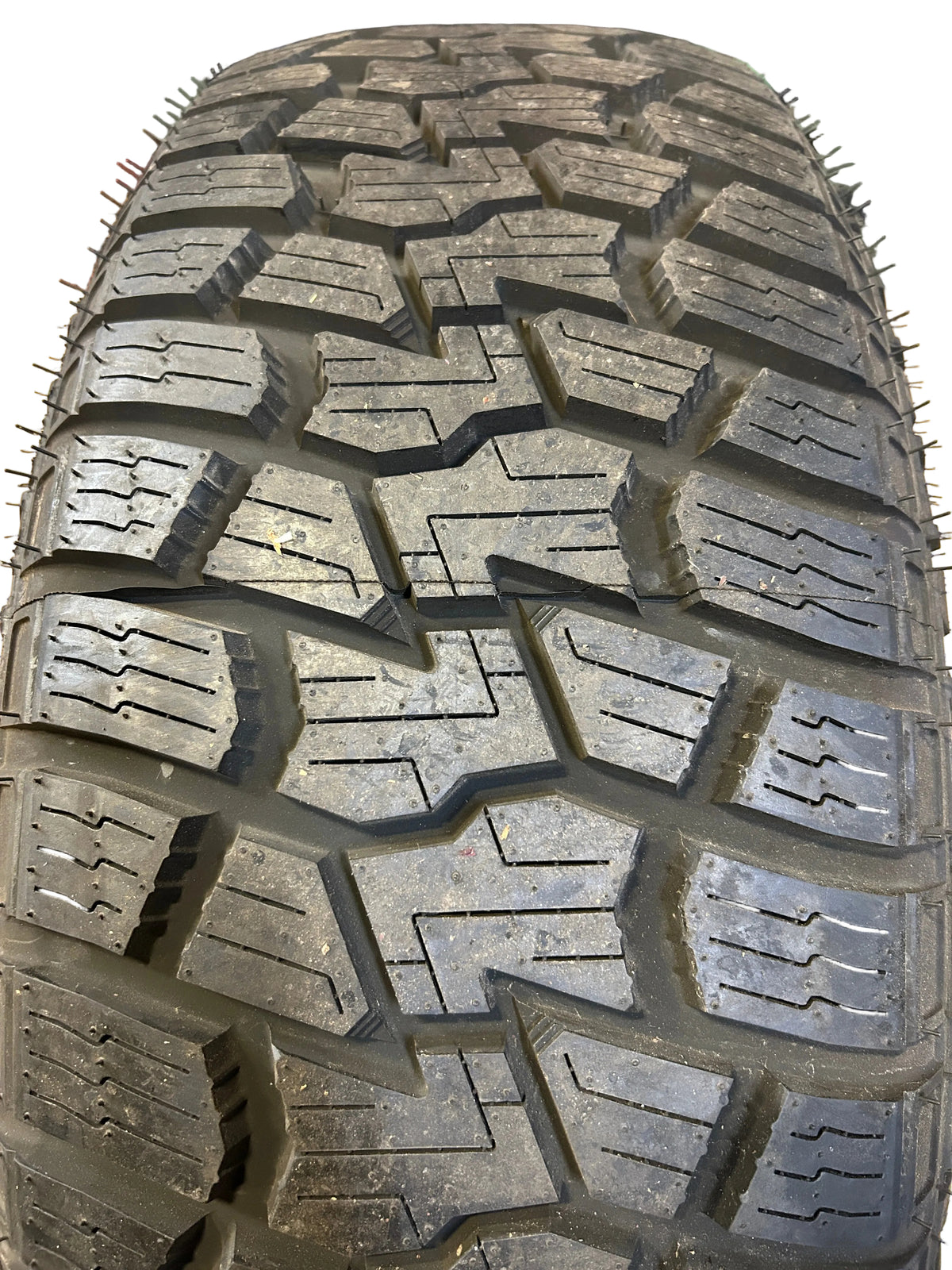 RBP REPULSOR A/T PLATEAU BSW P 275 60 20 115T ALL TERRAIN TIRE RBPSMPAT2060010