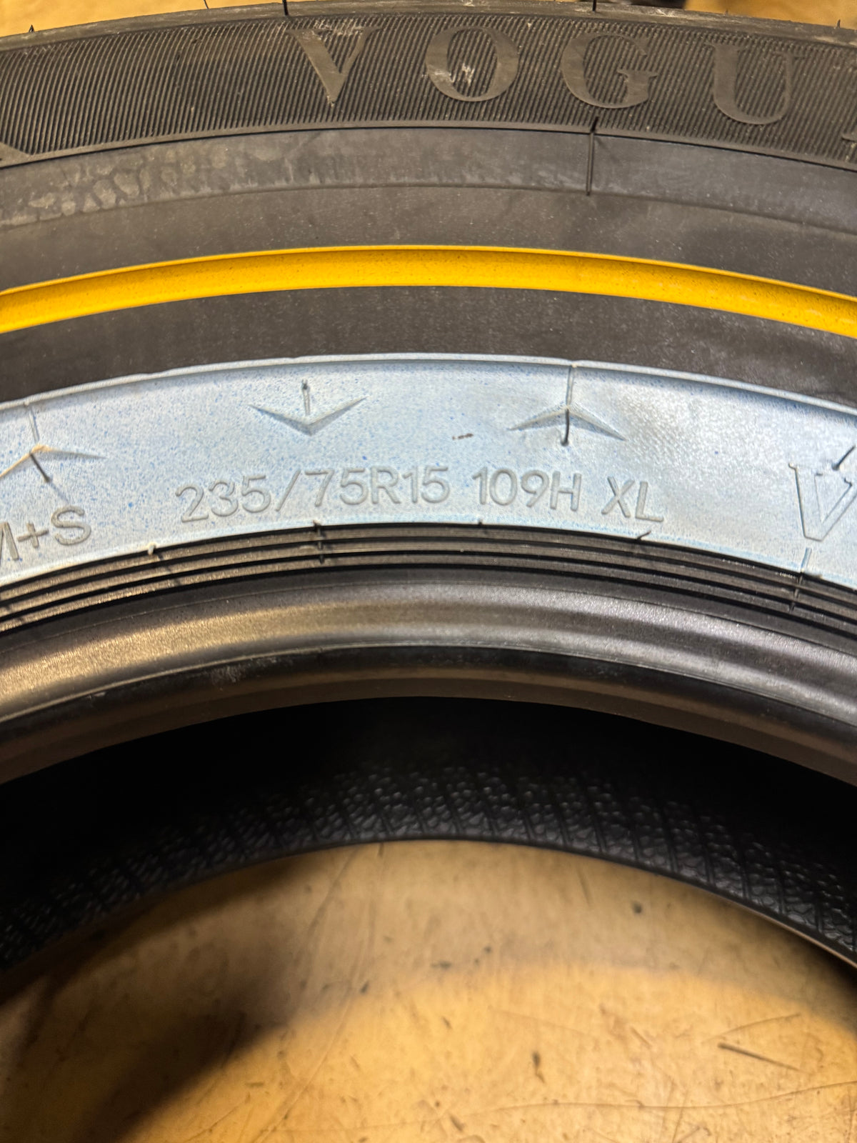 VOGUE CUSTOM BUILT RADIAL VIII WG P 235 75 15 109H XL PERFORMANCE TIRE 3182991