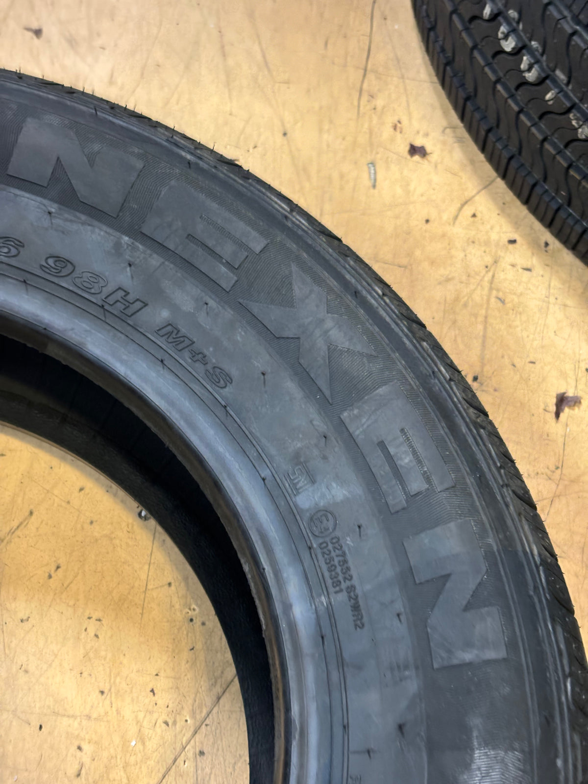 NEXEN CP672 BSW P 215 65 16 98H ALL SEASON TIRE 11060NXK