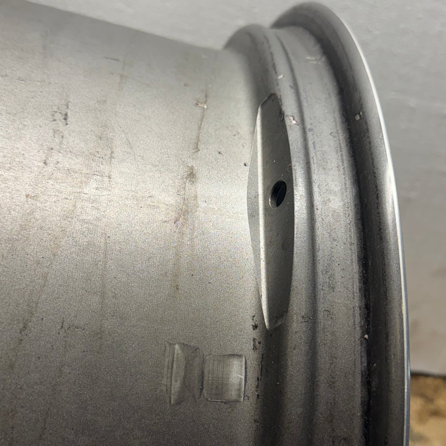 USED PORSCHE 997 TURBO 19X8.5 ET56 5X130 GUNMETAL GRAY MACHINED FACE 997 352 156 05