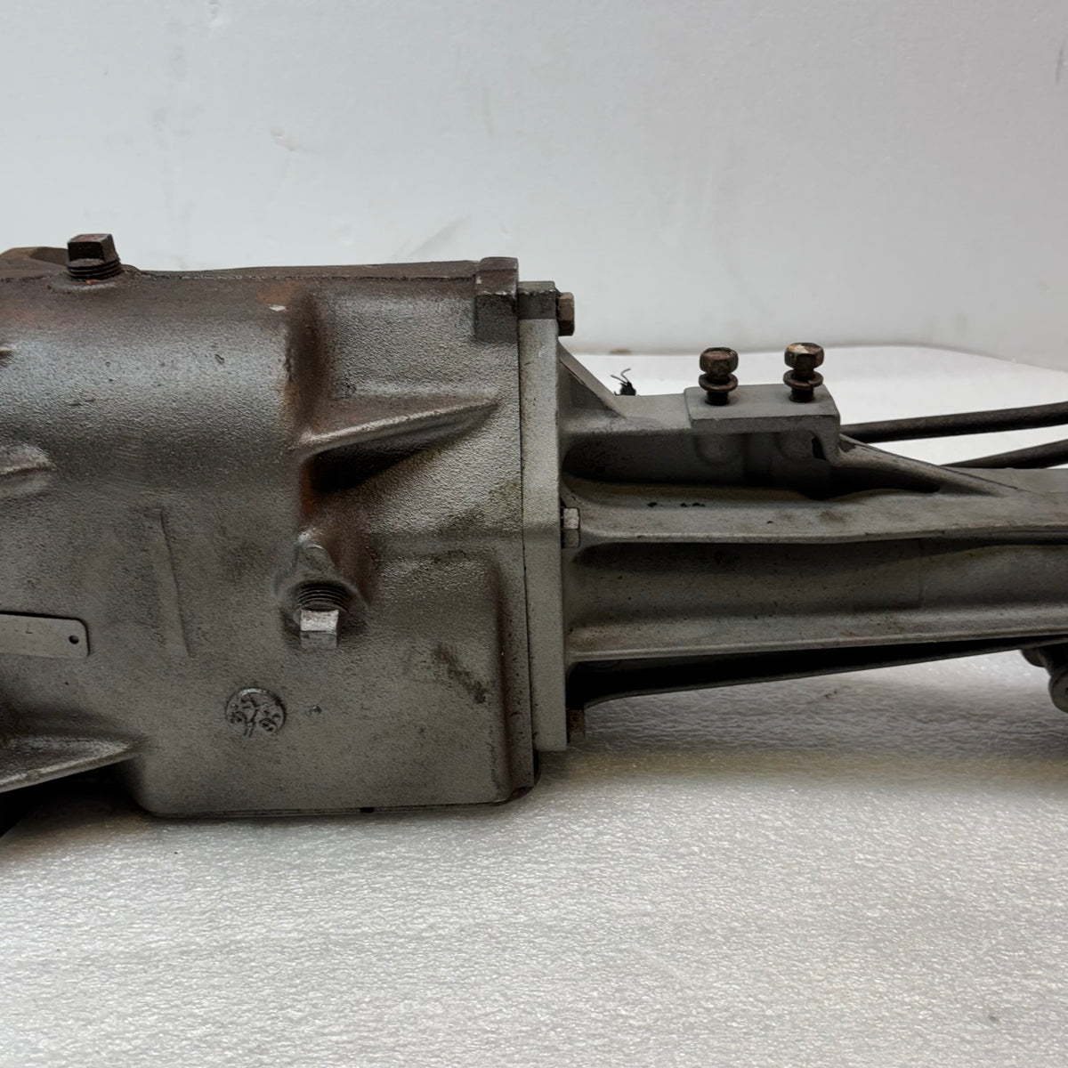 REMANUFACTURED 3 SPEED TRANSMISSION FOR MUSTANG 65-66 V8 MANUAL