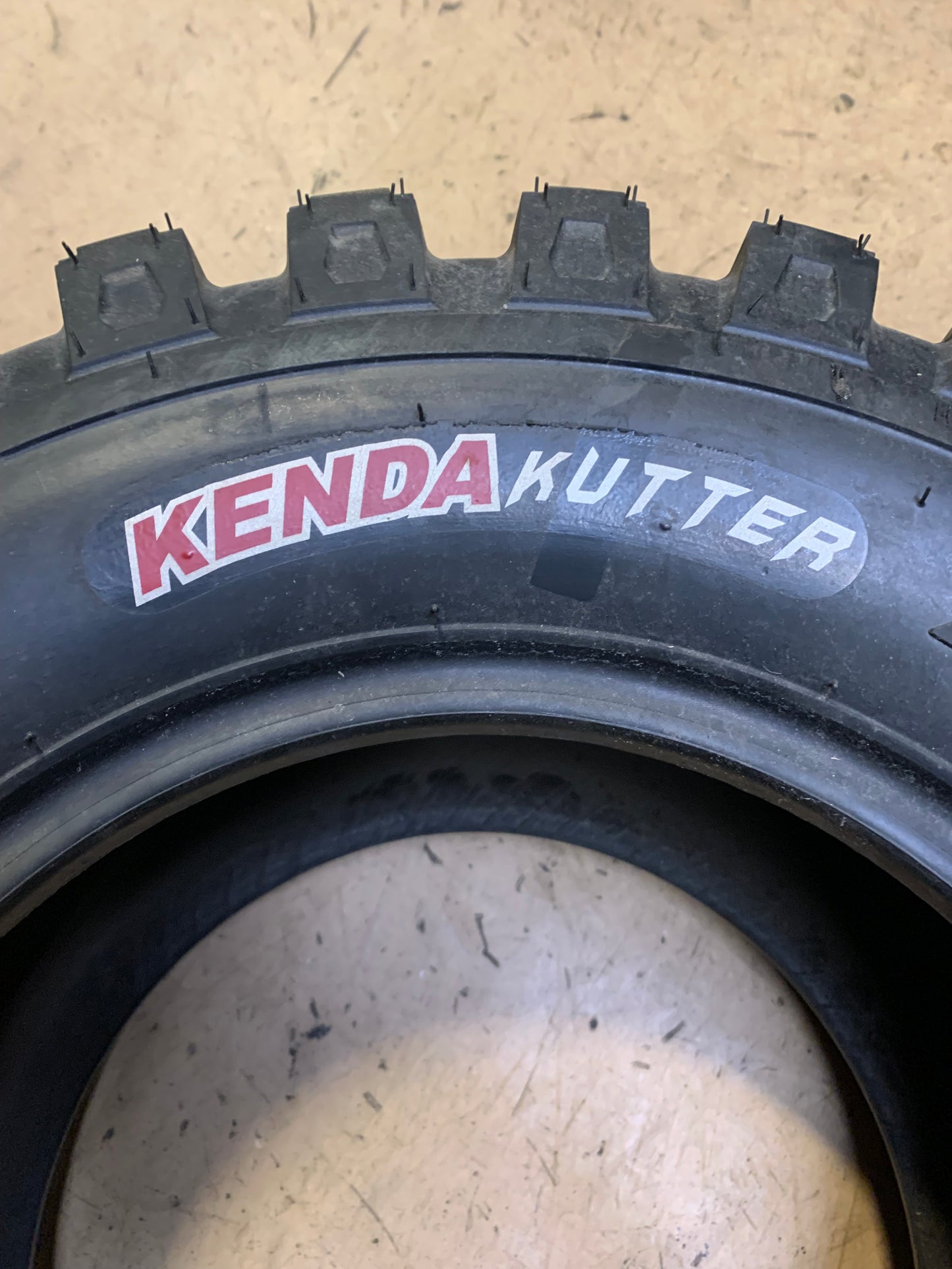 KENDA KUTTER BSW AT  22 9 11 6PLY ATV/UTV TIRE 085811771C1