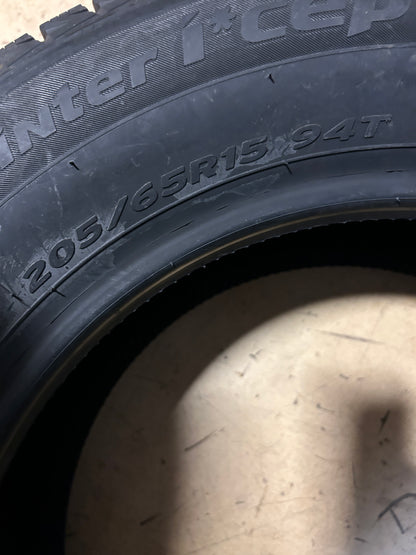 2 NOS HANKOOK WINTER ICEPT IZ2 BSW P 205 65 15 94T WINTER TIRE 1020340