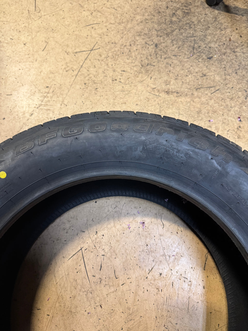 BFGOODRICH ADVANTAGE CONTROL BSW P 225 60 17 99H ALL SEASON TIRE 31398