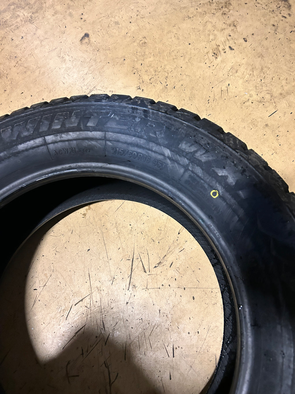 VANGUARD ARCTIC CLAW WINTER WXI BSW P 215 60 16 95T WINTER TIRE ARC48