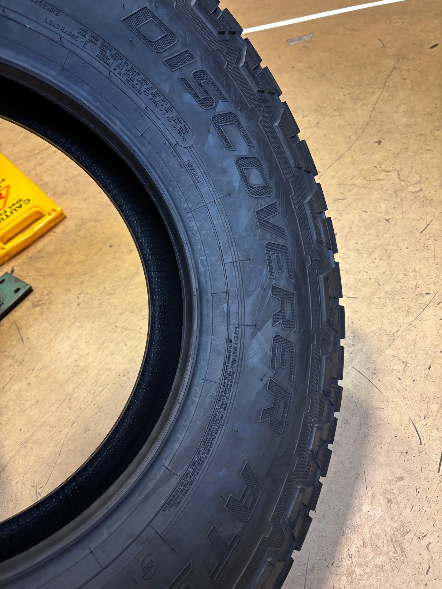 COOPER DISCOVERER AT3 LT BSW LT 235 85 16 120/116R LRE 10 PLY ALL TERRAIN TIRE 90000032592