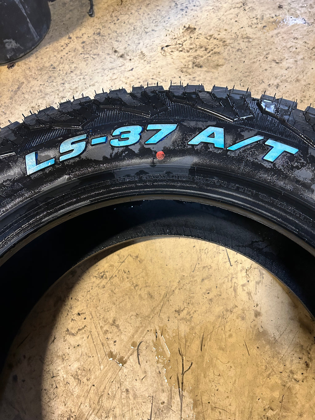 LANCASTER LS-37 A/T RWL P 275 60 20 116H XL ALL TERRAIN TIRE LC1083