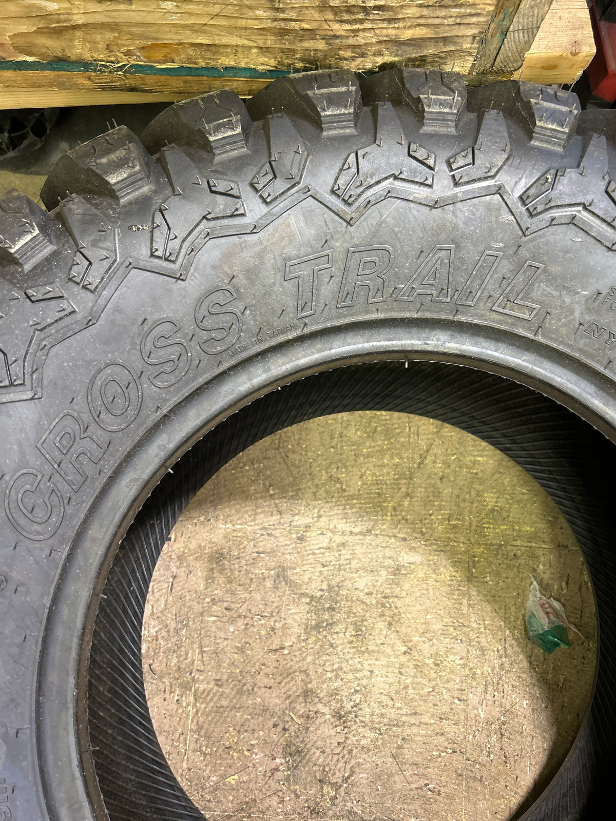 KENDA K3213 CROSS TRAIL BSW  30 10 14 89M  ATV/UTV TIRE 0832133010R14