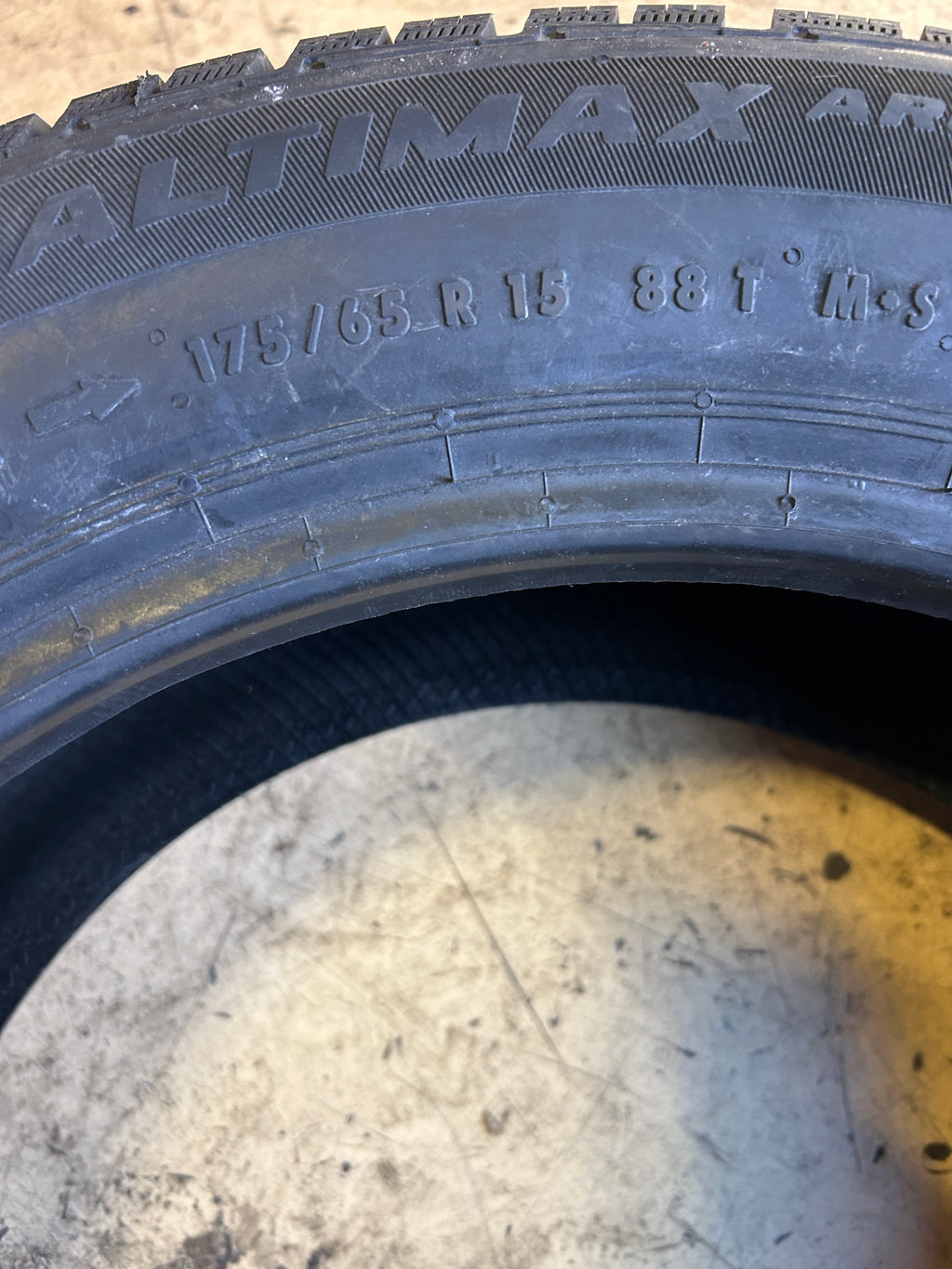 2 GENERAL ALTIMAX ARCTIC 12 BSW P 175 65 15 88T XL WINTER TIRE 15503110000