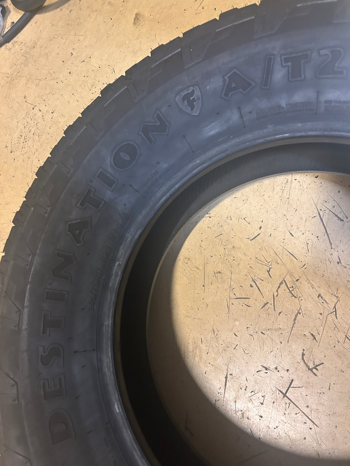 FIRESTONE DESTINATION A/T2 BSW P 245 75 17 112S  ALL TERRAIN TIRE 013915
