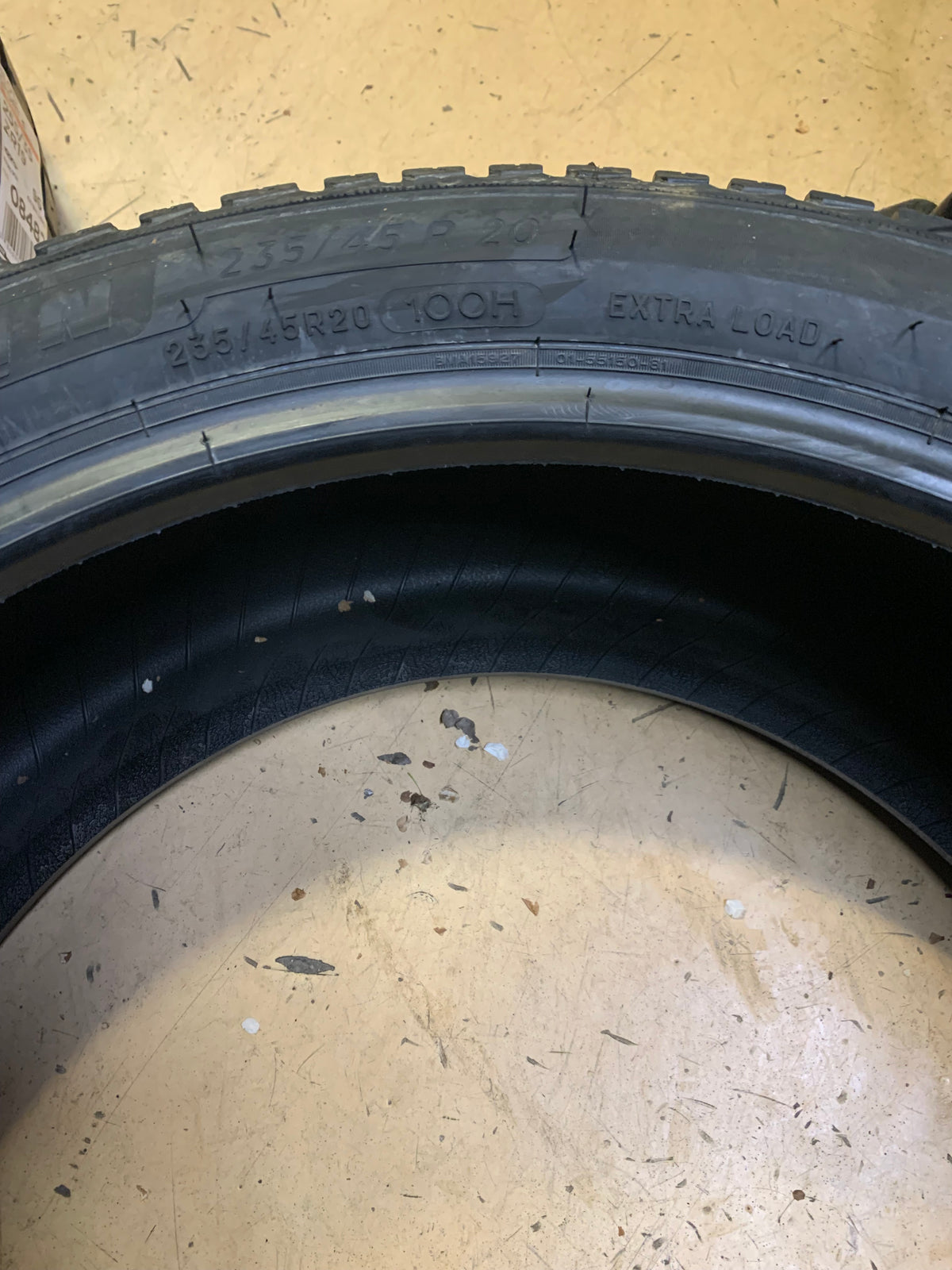 MICHELIN CROSSCLIMATE 2 BSW P 235 45 20 100H XL ALL SEASON TIRE 10503