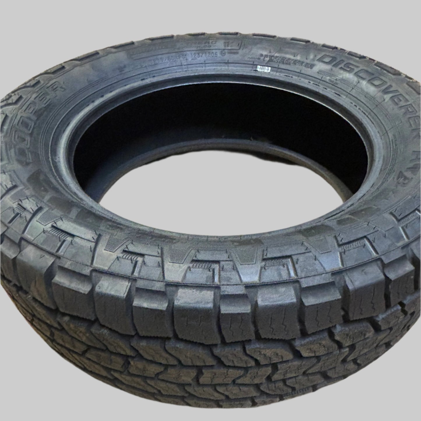 2 COOPER DISCOVERER AT3 XLT 275 60 20 123/120S LRE ALL TERRAIN TIRES 170043002