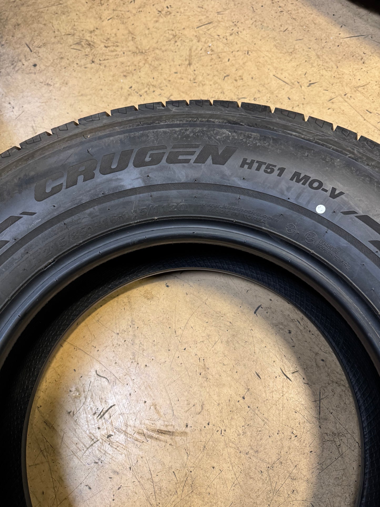 KUMHO CRUGEN HT51 MO-V BSW LT 215 85 16 115/112Q 10PLY ALL WEATHER TIRE 2281853