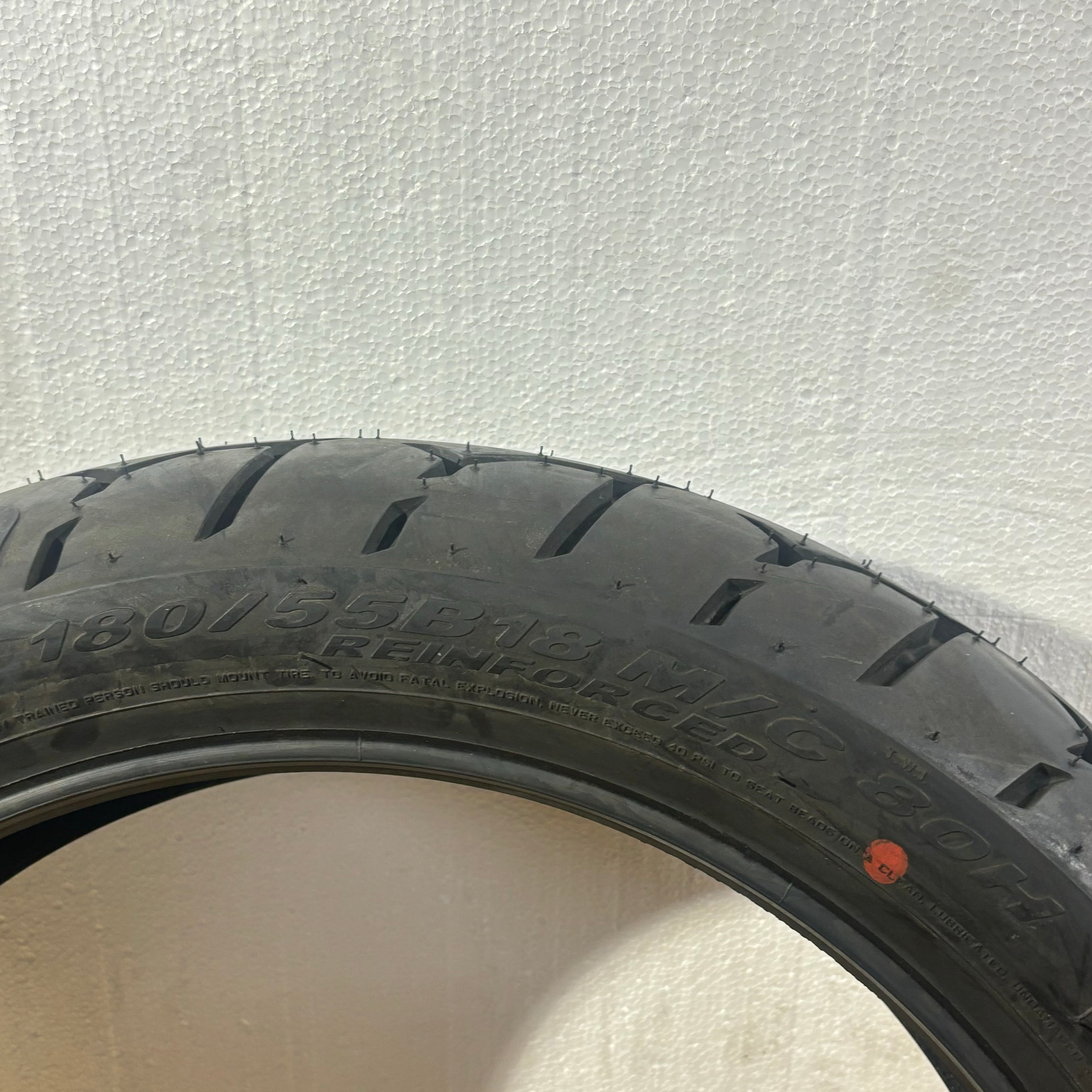 PIRELLI NIGHT DRAGON GT BSW 180 55 18 80H REAR MOTORCYCLE TIRE 2812200