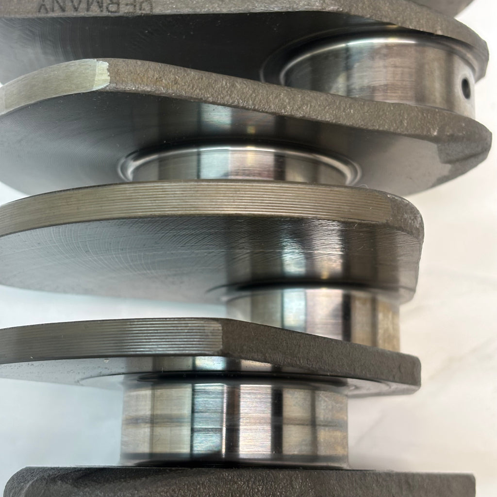 USED GENUINE PORSCHE 996 CRANKSHAFT 9961015R 996 011 54