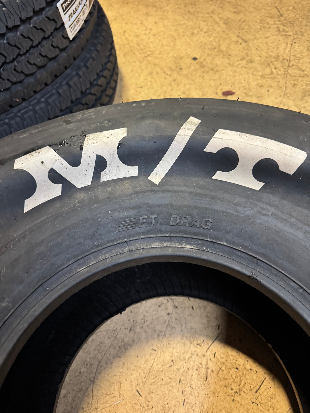 MICKEY THOMPSON ET DRAG WL 32 14 15 DRAG TIRE 90000000878 ROLLOVER 102 ½”
