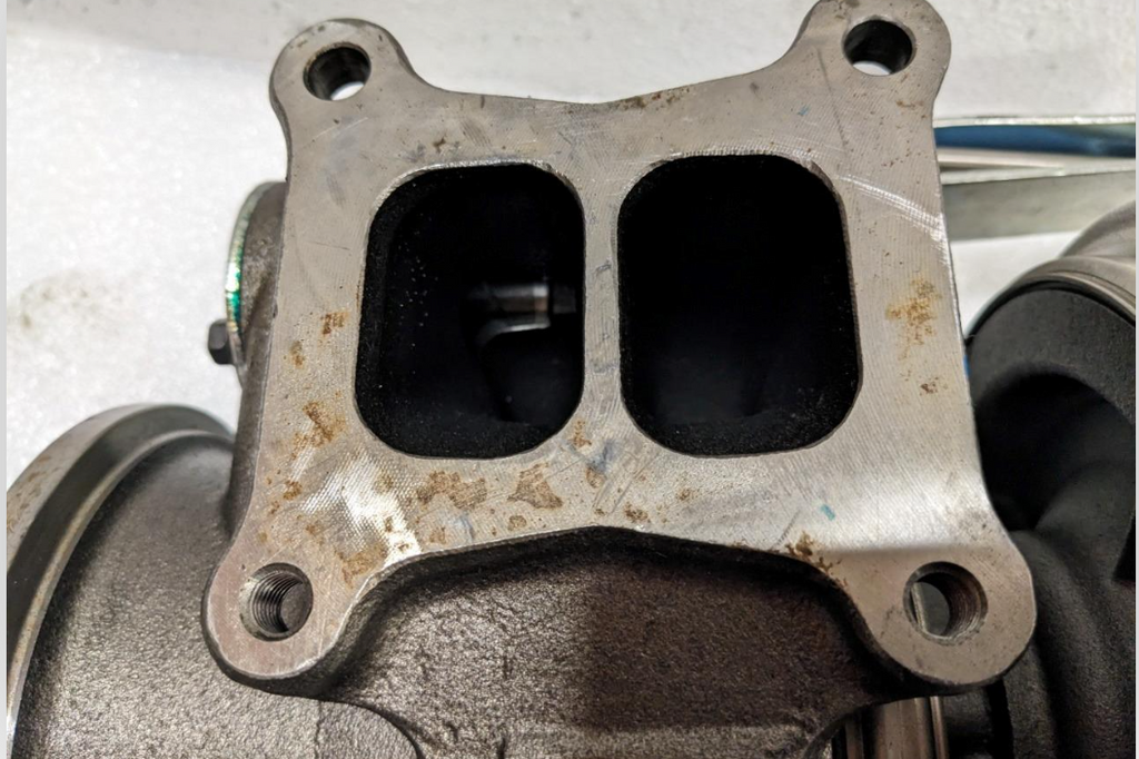 GENUINE CUMMINS HOLSET TURBOCHARGER 2005-02 HX55W 4089858