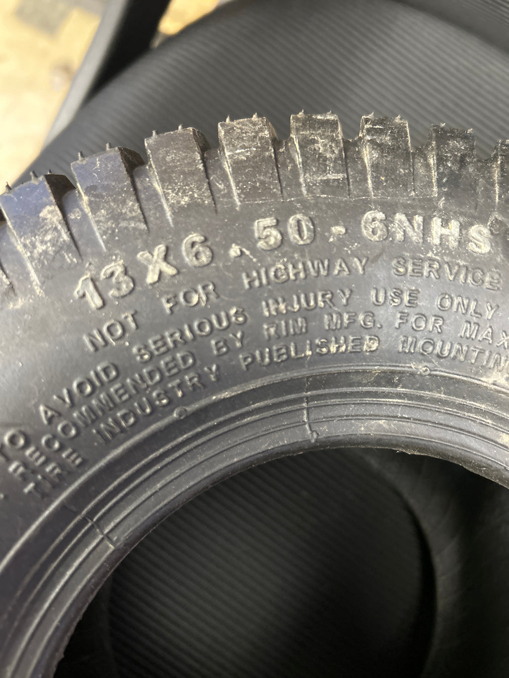 OTR CHEVRON BSW 13 6.5 6 4PLY LAWN TIRE T5604136506