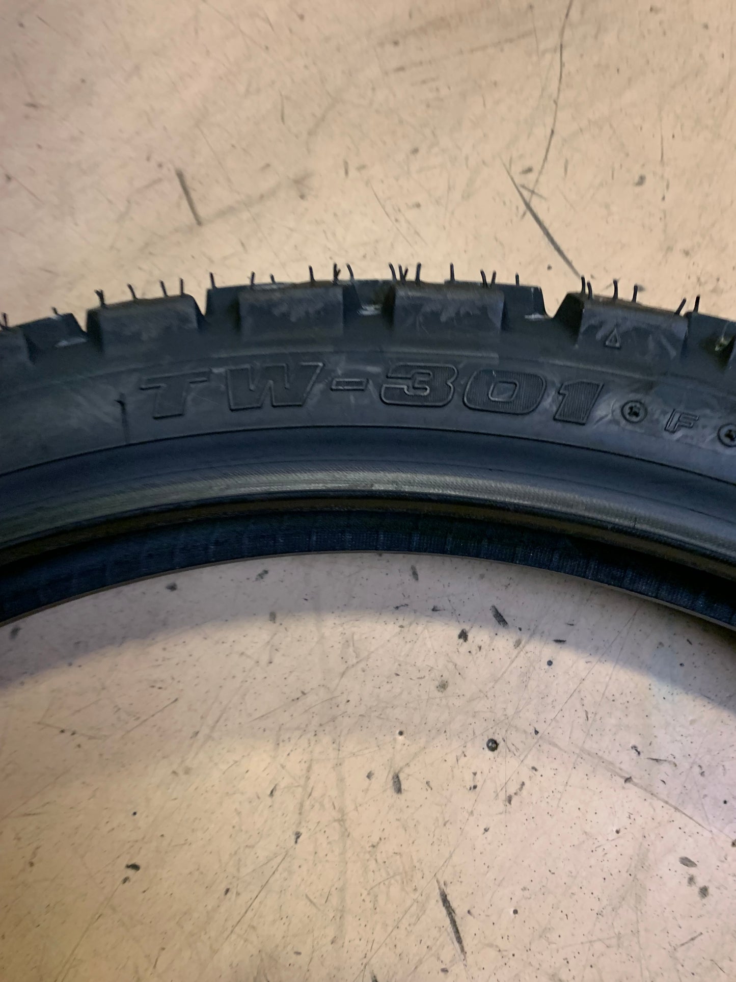 BRIDGESTONE TRAIL WING TW301 BSW  80 100 21 51P FRONT MOTORCYCLE TIRE 122647
