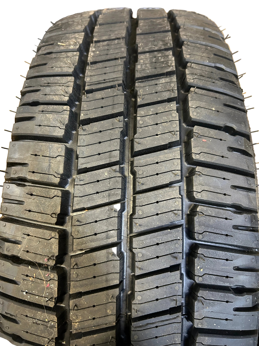MICHELIN AGILIS CROSSCLIMATE 2 BSW P 235 65 16C 121/119R 10PLY VAN TIRE 27332