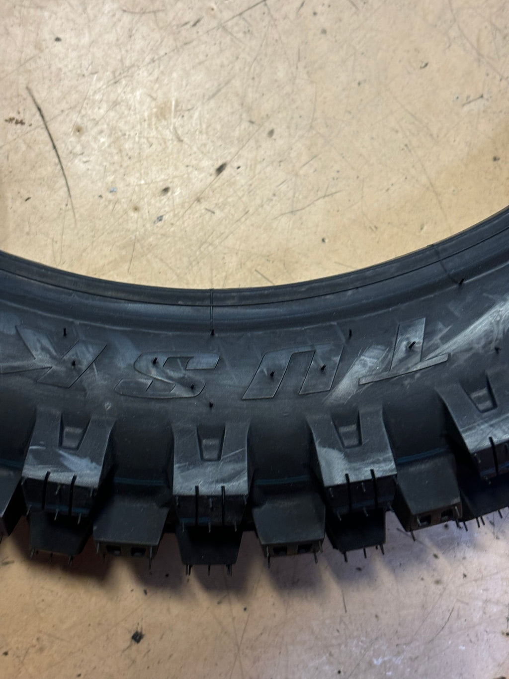 TUSK EMEX T-45 INTERMEDIATE / HARD TERRAIN 110 100 18 64M MOTORCYCLE TIRE 2016150003
