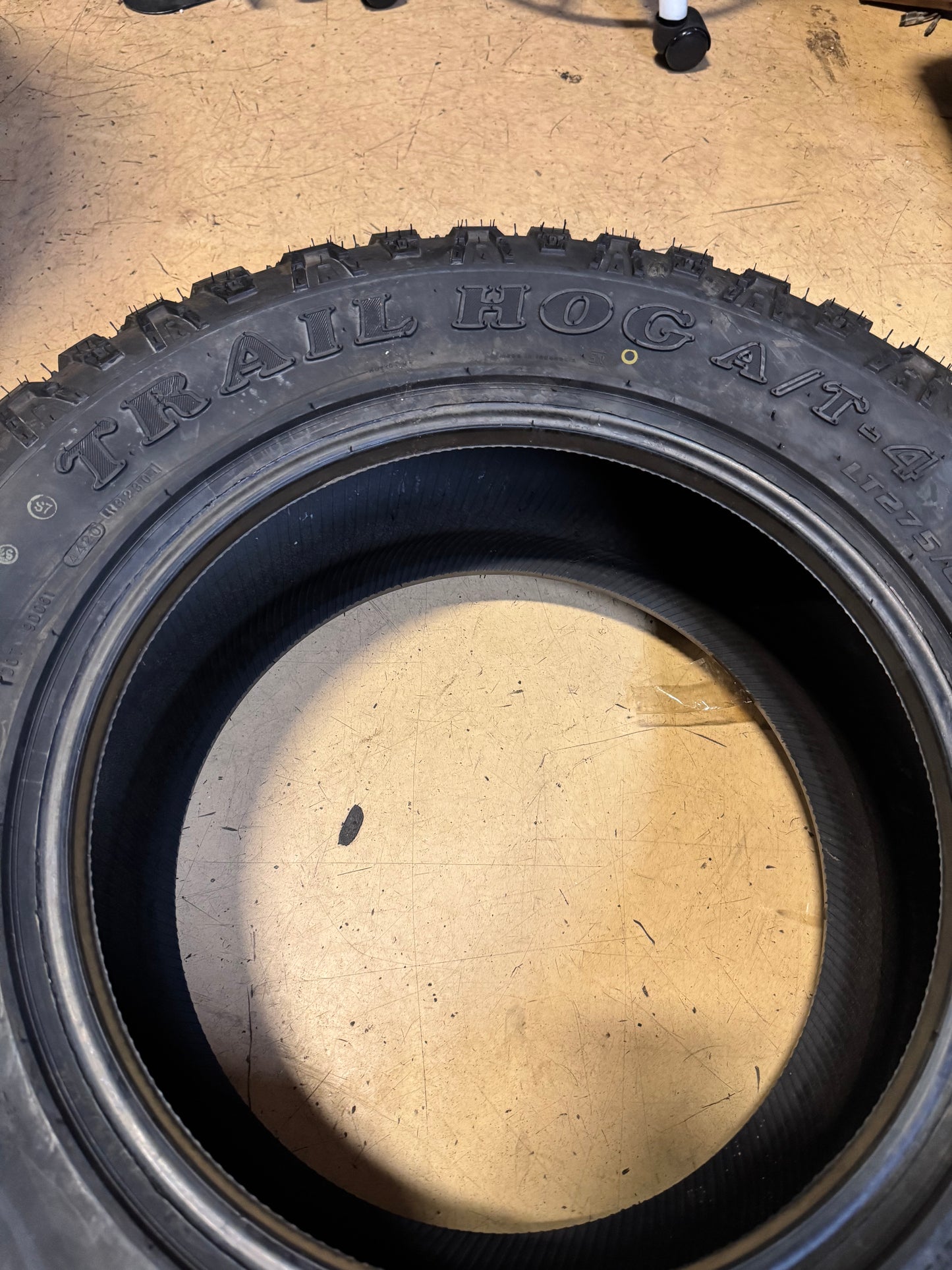 2 KANATI TRAIL HOG A/T-4 BSW LT 275 65 18 123/120Q 10PLY ALL TERRAIN TIRE LTH1827565E