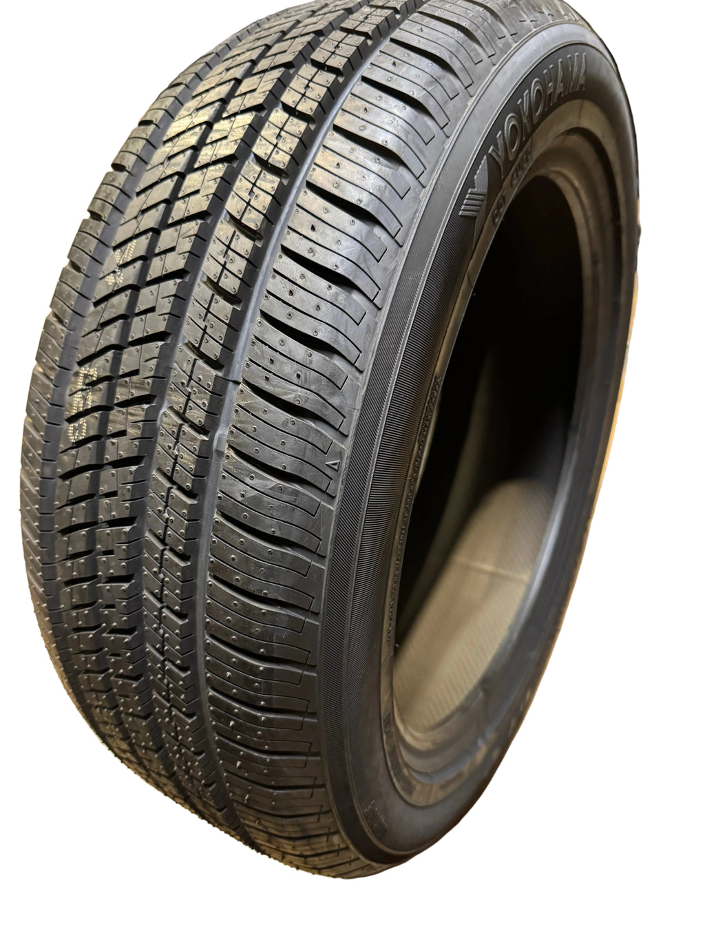 YOKOHAMA AVID ASCEND GT BSW P 215 55R 18 94H ALL SEASON TIRE 110132732