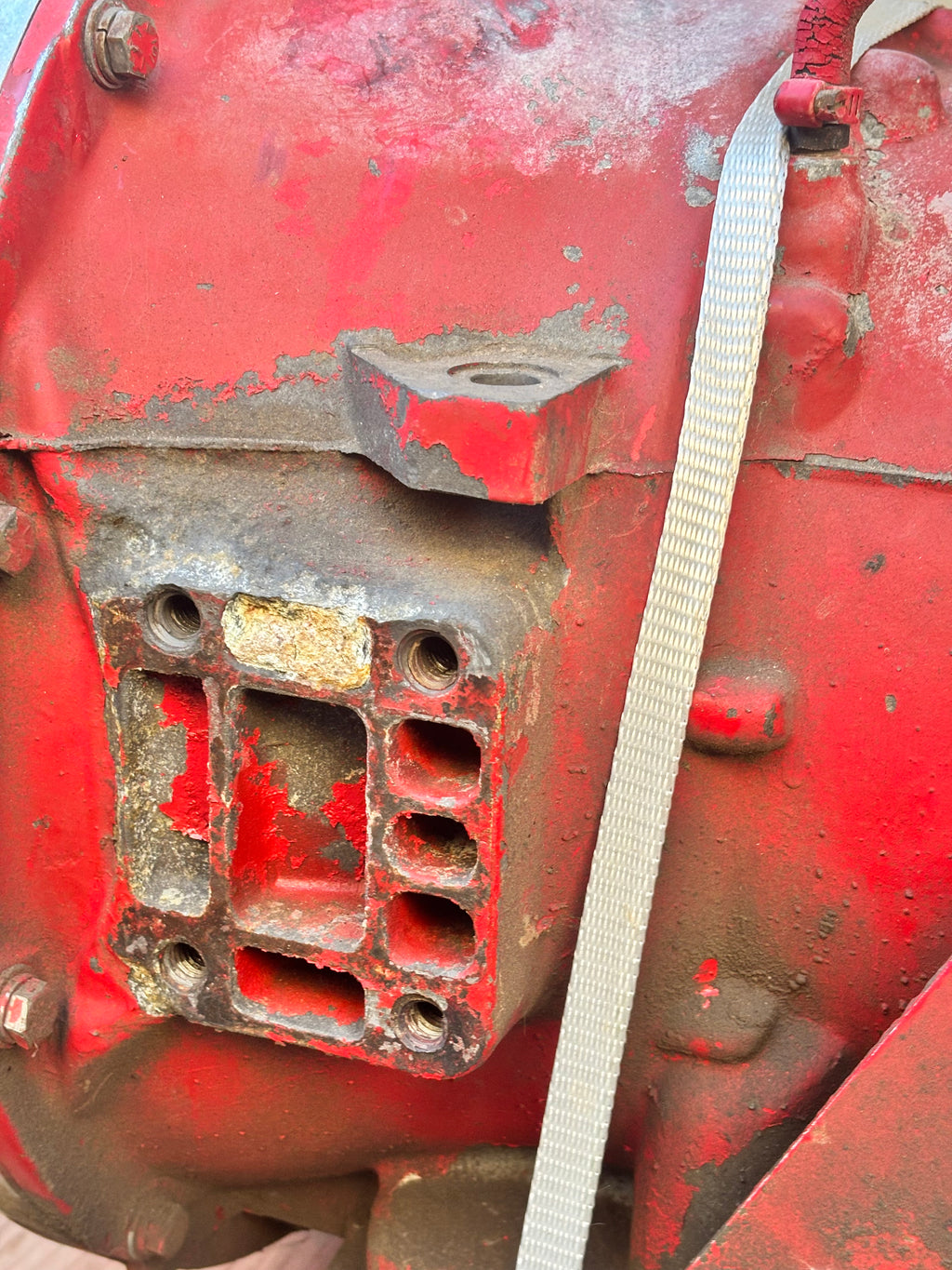 CON-DOR ENT.  PEECON VERTICAL FEED MIXER ALLISON MT643 TRANSMISSION 23042310