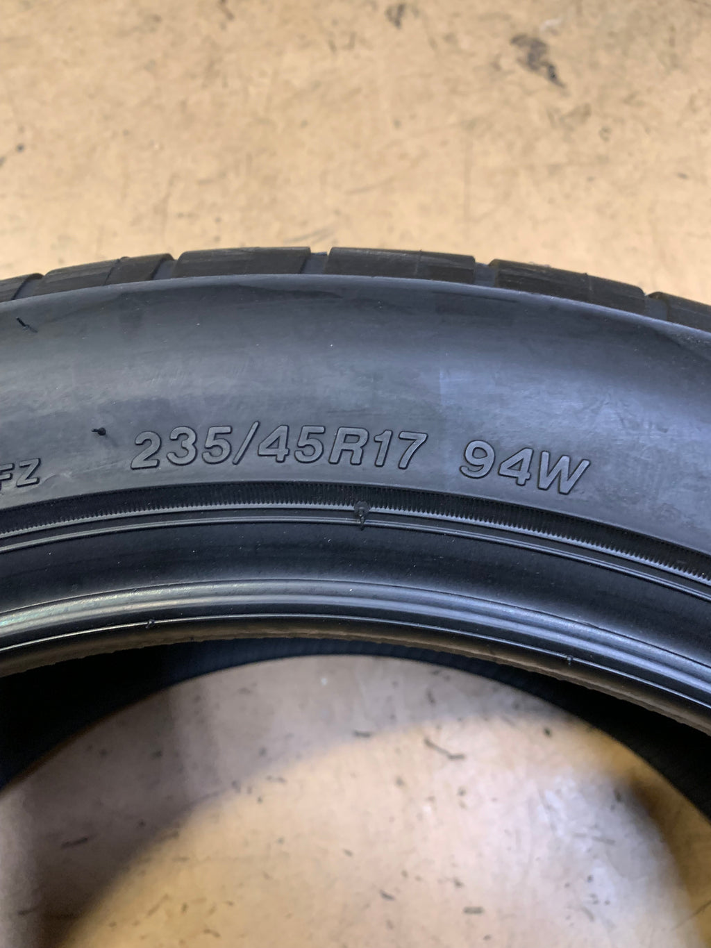 2 FIRESTONE FIREHAWK INDY 500 BSW P 235 45 17 94W  SUMMER TIRE 012139