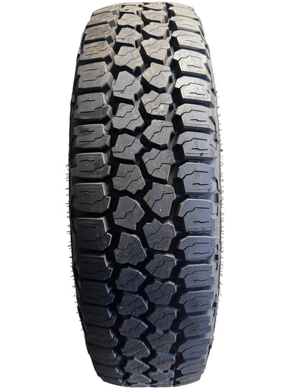 NOS KELLY EDGE AT BSW LT 235 80 17 120/117R 10PLY HIGHWAY TERRAIN TIRE 357730297