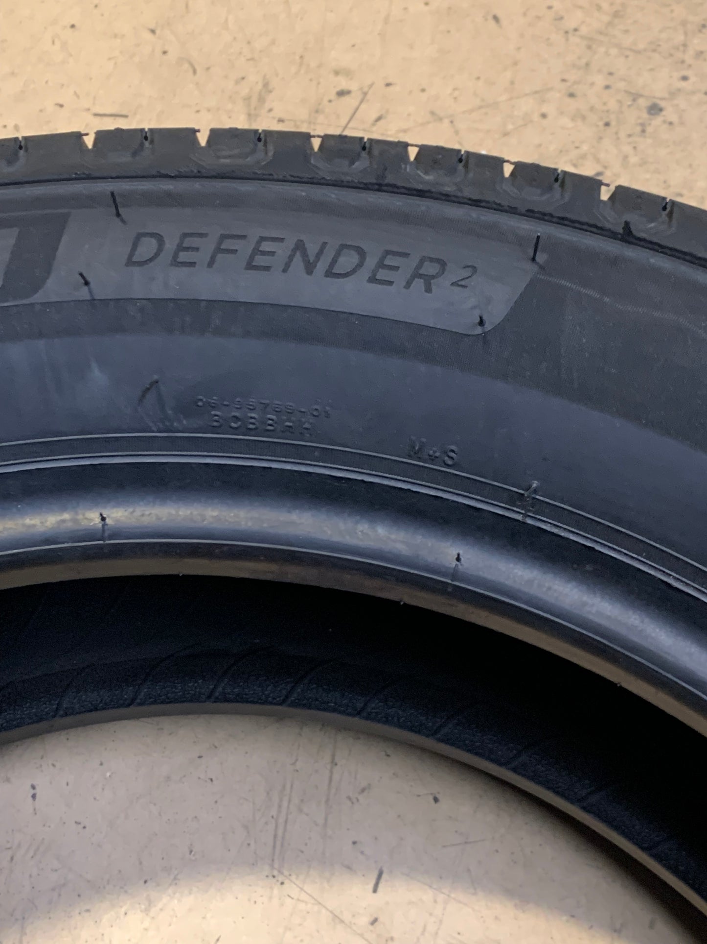 MICHELIN DEFENDER 2 BSW P 225 60 18 104H XL ALL SEASON TIRE 98485