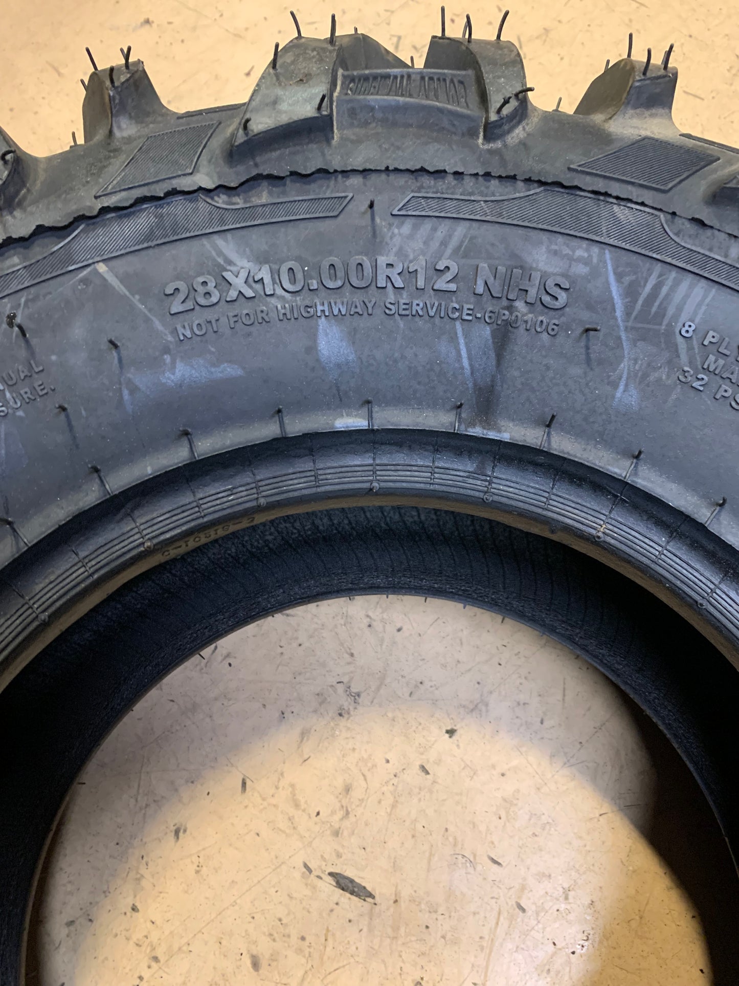 ITP BLACKWATER EVOLUTION BSW AT  28 10  12 8 PLY ATV/UTV TIRE 6P0106