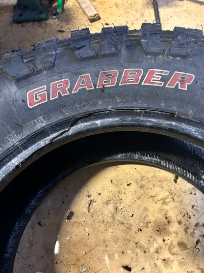 USED 20/32"GENERAL GRABBER X3 BSW LT 33 12.5 18 118Q 10PLY MUD TIRE 04505940000