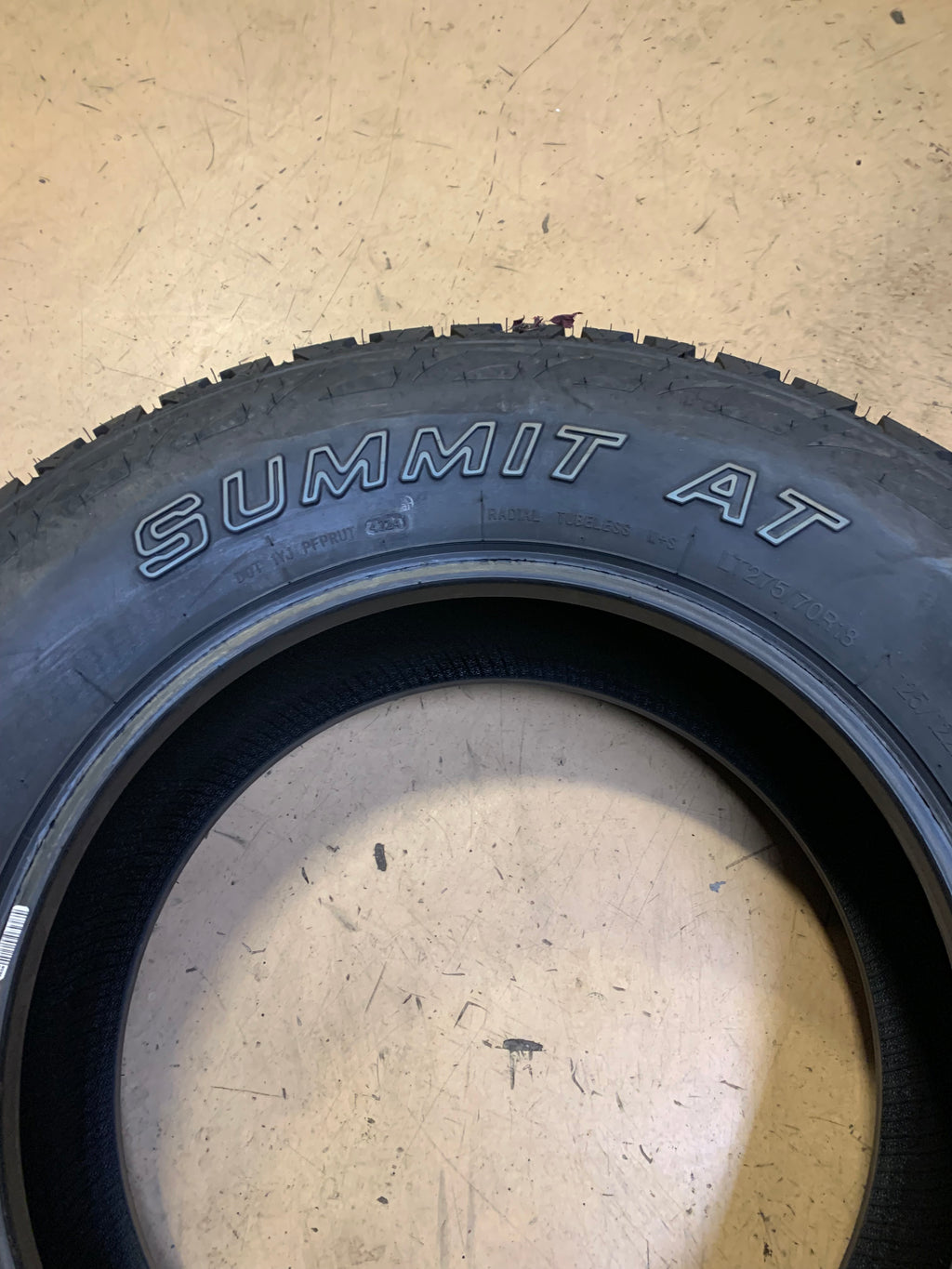 SUMMIT TRAIL CLIMBER AT OWL LT 275 70 18 125/122R 10 PLY ALL TERRAIN TIRE 261822