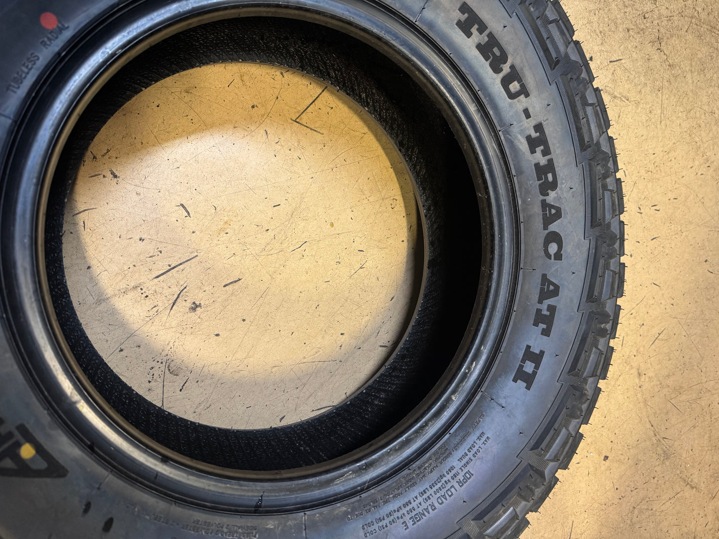 ARMSTRONG TRU-TRAC AT II BSW LT 235 70 15 114/110Q 10PLY ALL TERRAIN TIRE 1200063941