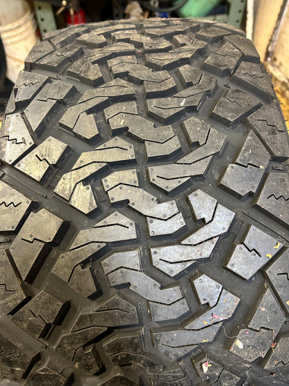 VENOM POWER TERRA HUNTER X/T P 305 40 22 114H XL RUGGED TERRAIN TIRE TVPXT22