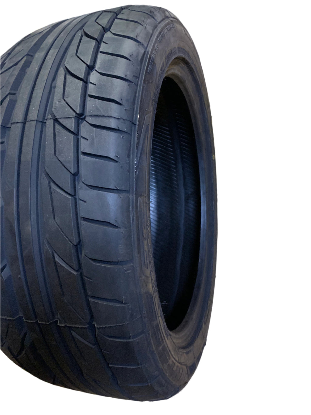 NITTO NT555 G2 BSW XL 225 45 17 94W  ULTRA HIGH PERFORMANCE TIRE 211240