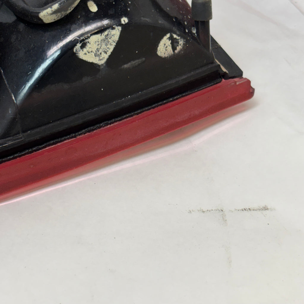 USED GENUINE PORSCHE CARREA 911 84-86 REAR CENTER PANEL LIGHT 0018439R38
