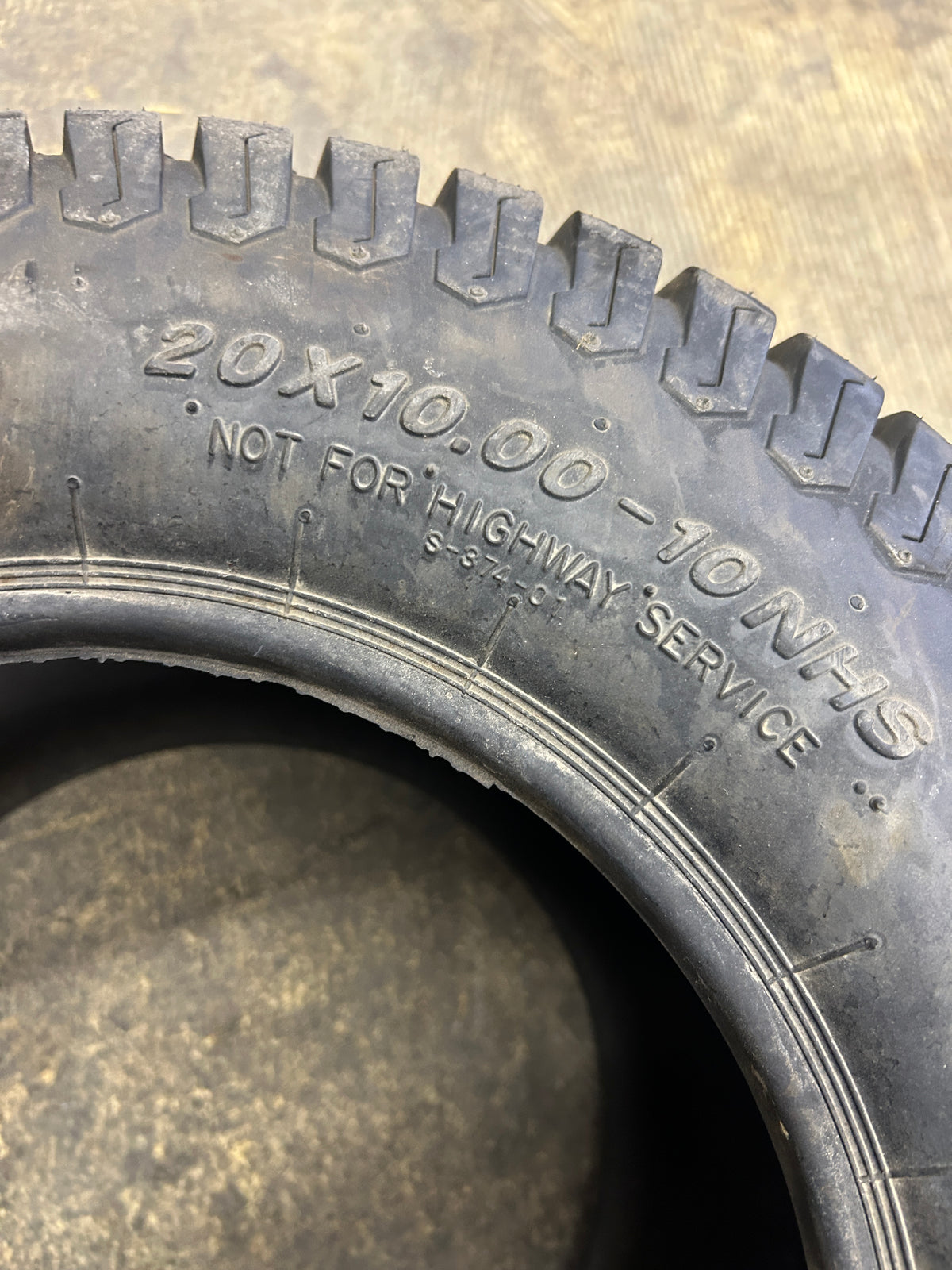 GTW TERRA PRO BSW  20 10 10 4PLY GOLF TIRE 20046