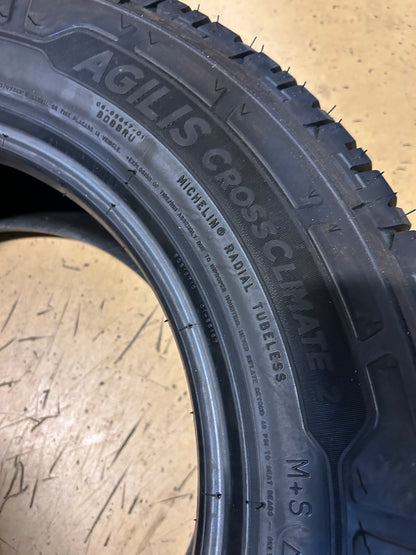 MICHELIN AGILIS CROSSCLIMATE 2 BSW P 235 65 16C 121/119R 10PLY VAN TIRE 27332