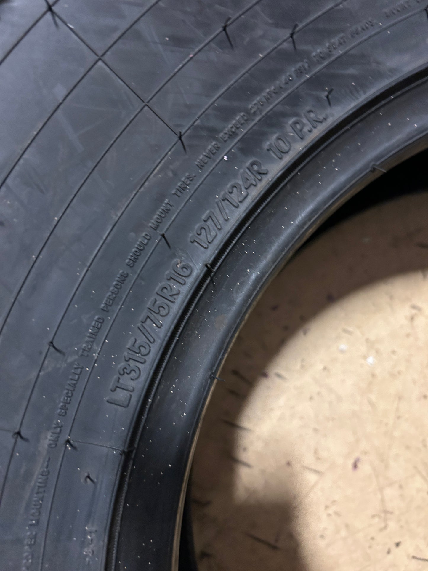 NOS BIG O BIG FOOT A/T II BSW LT 315 75 16 127/124R 10PLY ALL TERRAIN TIRE BIG3157516