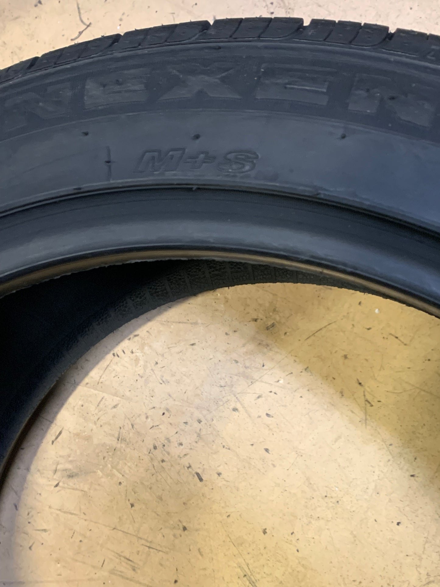 NEXEN NPRIZ AH8 BSW P 235 45 18 94H ALL SEASON TIRE 15349NXK