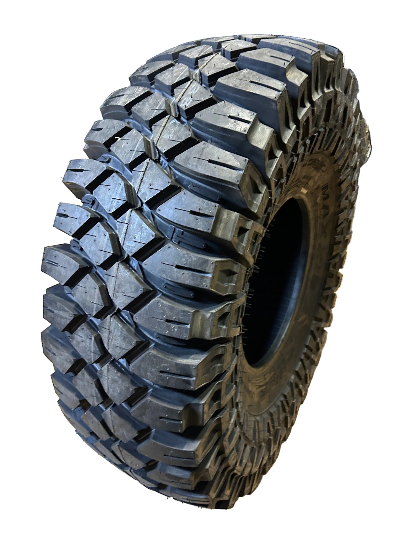 MAXXIS CREEPY CRAWLER M8090 BSW LT 38 13 15 8PLY MUD TIRE TL30009100
