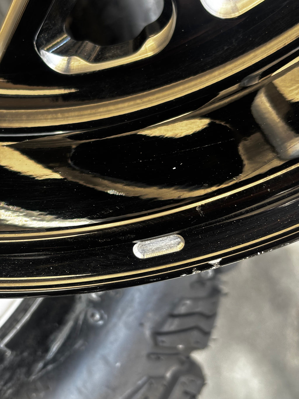 FUEL TRITON UTV 16X7 ET13 4X156 GLOSS BLACK MILLED D5811670A544