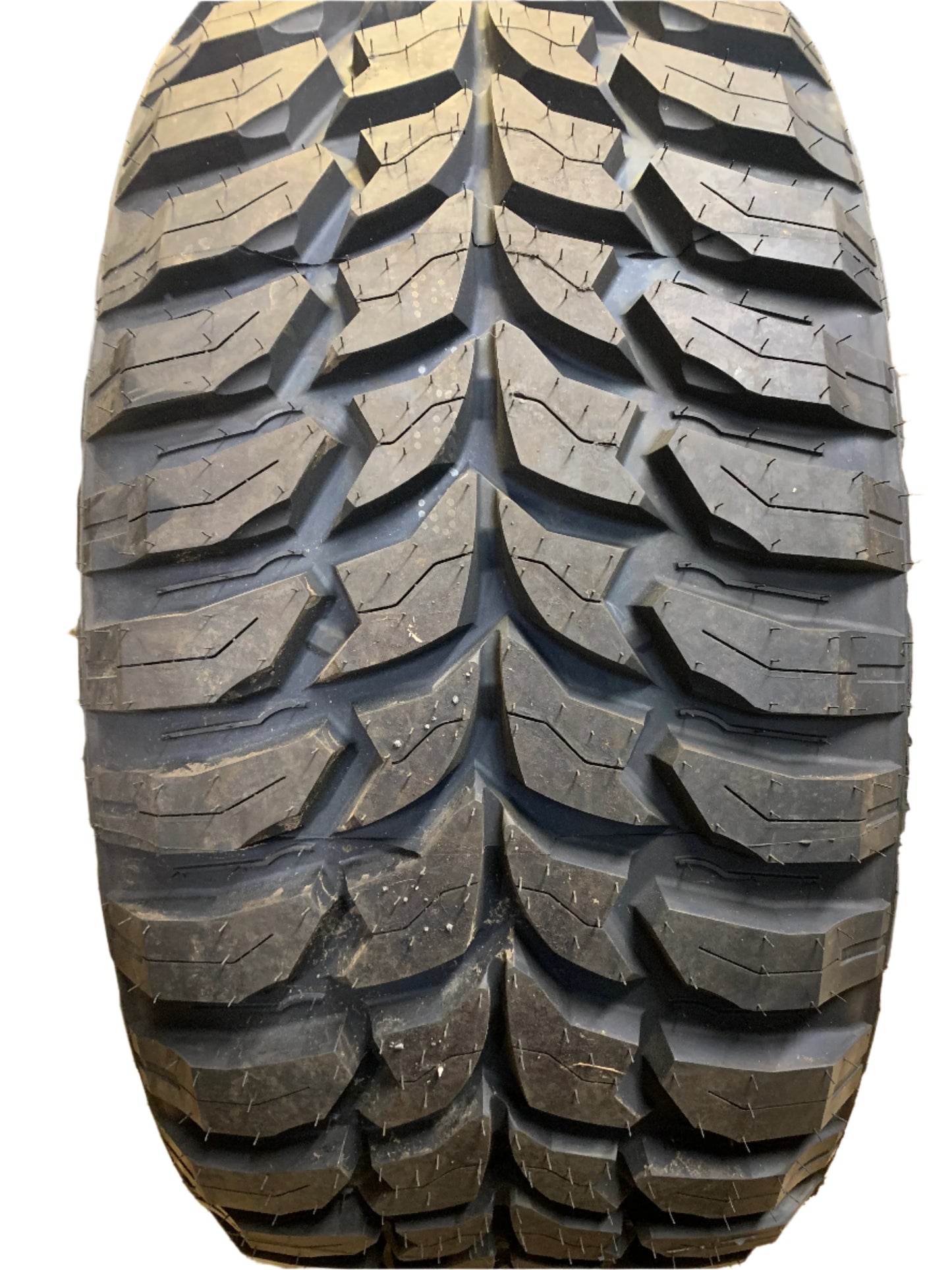 (KSL ONLY) 2 LINGLONG CROSSWIND M/T BSW LT 37 13.5 26 117Q 10PLY MUD TERRAIN TIRE 221022484