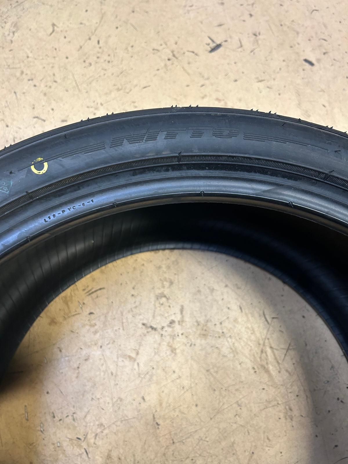 NITTO INVO BSW P 285 30 19 98W XL UHP SUMMER TIRE 203220