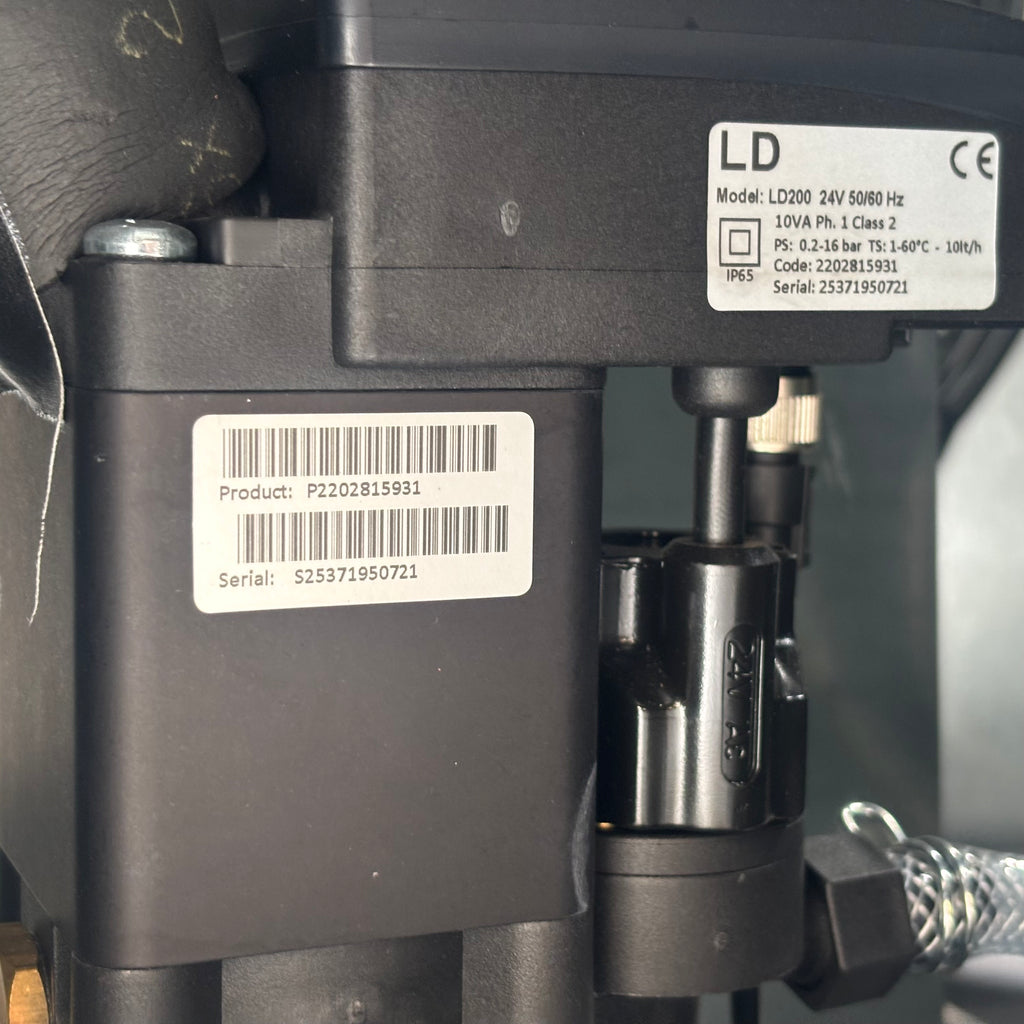 ATLAS COPCO FX 180N NON-CYCLING REFRIGERATED AIR DRYER 460/3/60 382 CFM @ 100 PSI  2'' NPT